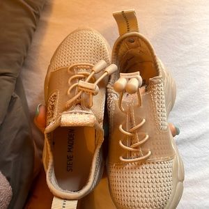 steve madden toddler size 9C shoes